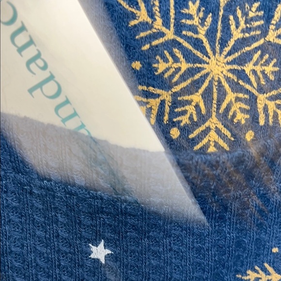 Sundance NWT Blue Onesie with Gold Snowflake Pattern size small - Picture 9 of 11